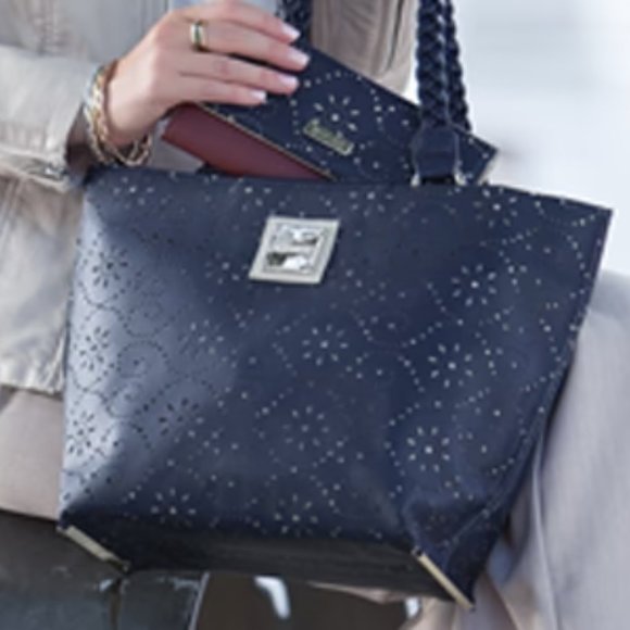 Miche Uptowner Wallet - Picture 2 of 3